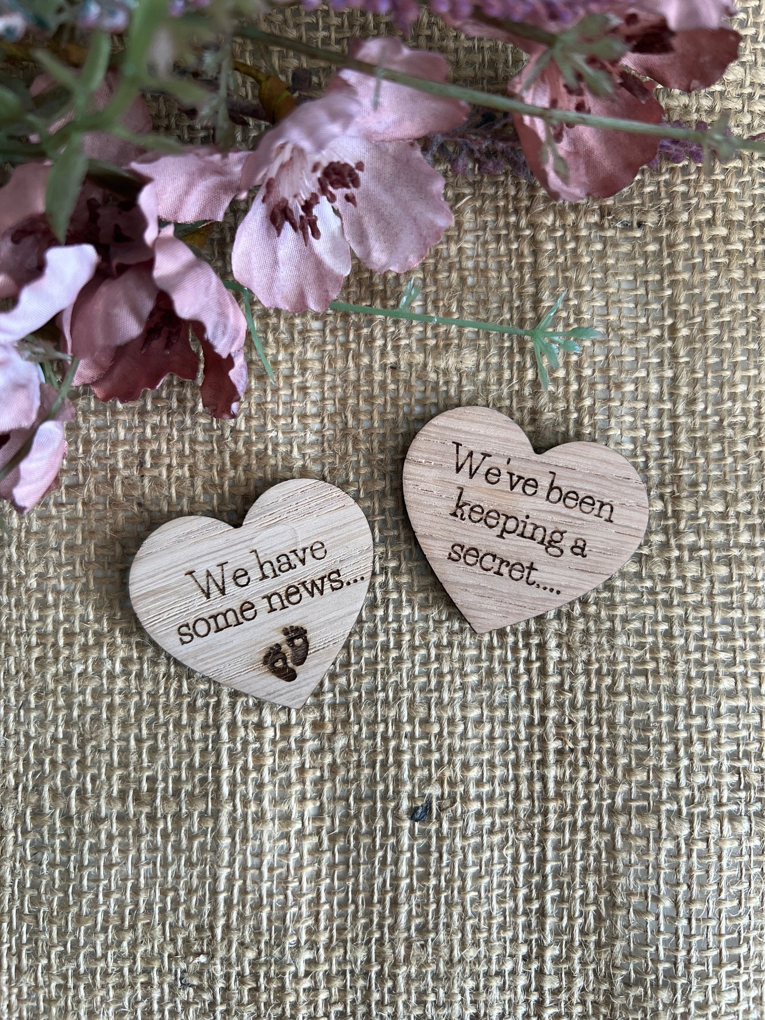 PREGNANCY ANNOUNCEMENT REVEAL - Personalised Wooden Heart Pocket Hug a –  Butterfly Crafts