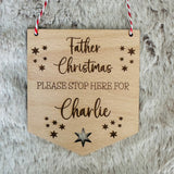 SANTA PLEASE STOP Here Sign - Personalised Father Christmas Door Hanger - Christmas Decoration - Wooden Sign