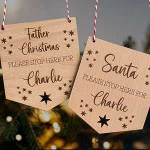 SANTA PLEASE STOP Here Sign - Personalised Father Christmas Door Hanger - Christmas Decoration - Wooden Sign